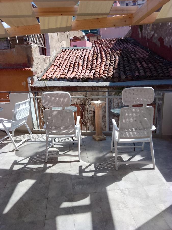 Casa Vacanze Su Sorighe. Bosa Buitenkant foto